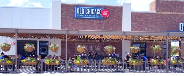 Exterior of Old Chicago Pizza.